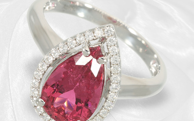 Very beautiful tourmaline/brilliant-cut diamond ring with a drop rubellite of approx. 2.7ct, 18K gold