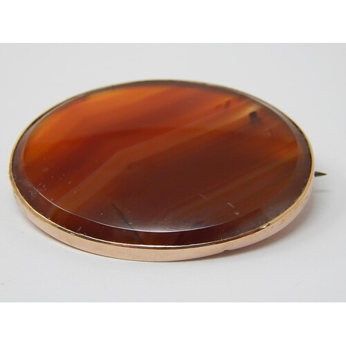 Victorian Orange Banded Agate Brooch in 9ct Gold Mount.
