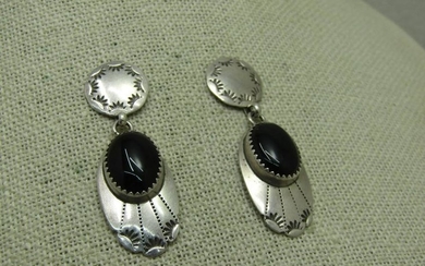 Vintage Sterling Southwestern Onyx Earrings, Pierced