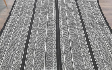 Vintage Turkish Flatweave Kilim Rug 6.9 ft. X 7 ft.
