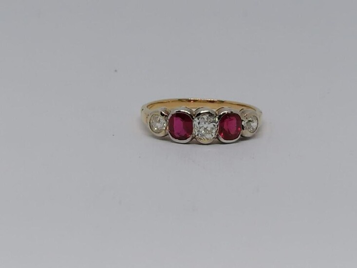 White and Yellow Diamond, Ruby ring Riviere