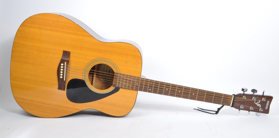 YAMAHA F310 F-310 ACOUSTIC GUITAR WITH CASE