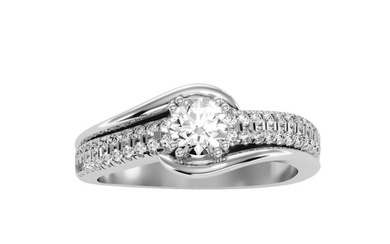 0.74 Carat Diamond 18K White Gold Engagement Ring