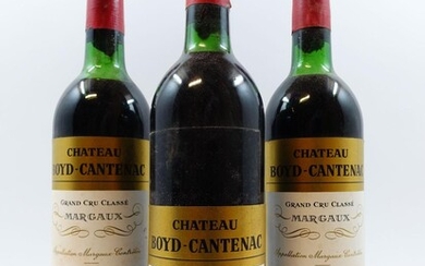 12 bouteilles CHÂTEAU BOYD CANTENAC 1982 3è GC Margaux (6 base goulot, 4 légèrement bas, 2 haute épaule