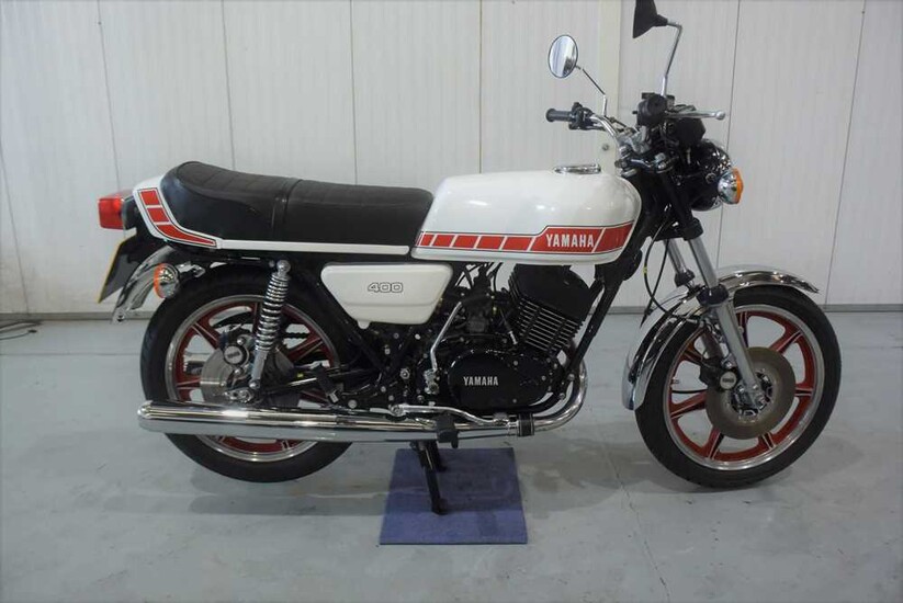 1977 Yamaha RD400 No Reserve