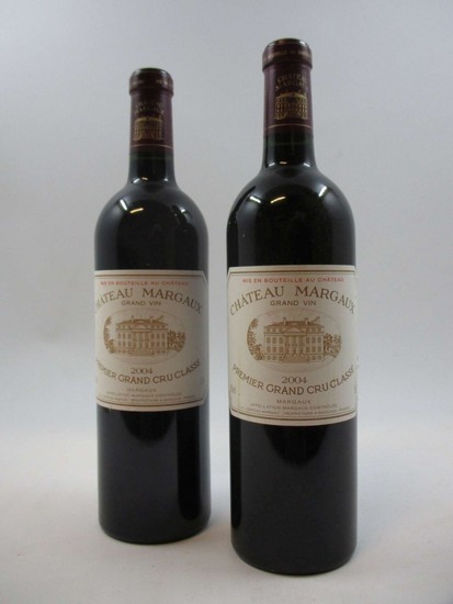 2 bouteilles CHÂTEAU MARGAUX 2004 1er GC Margaux (étiquettes léger tachées