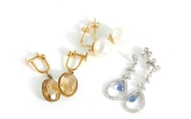 Pearl and gemstone earrings (6pcs)