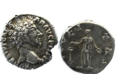 Domitien. 81 96. Deniers en argent frappés à Rome.…