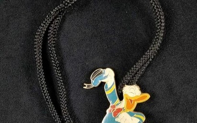 Vintage Cast Member Exclusive Donald Duck Metal Enamel