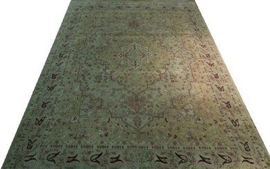 8 x 10 Ivory Traditional Indian Rug