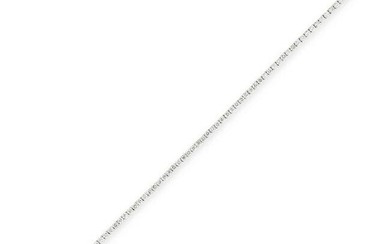 A DIAMOND LINE BRACELET Circular-cut diamonds