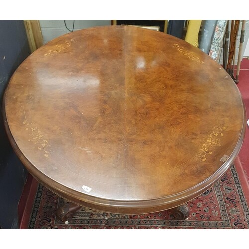 A Fantastic Victorian Walnut Inlaid oval Supper Table with s...