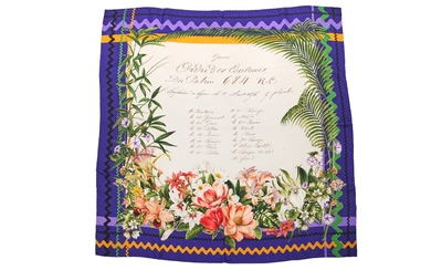 A Gucci silk scarf with floral print in original box, 2000s