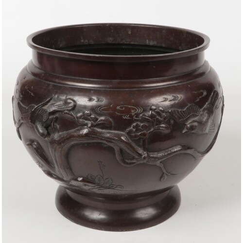 A Japanese Meiji period patinated bronze planter of plain fo...