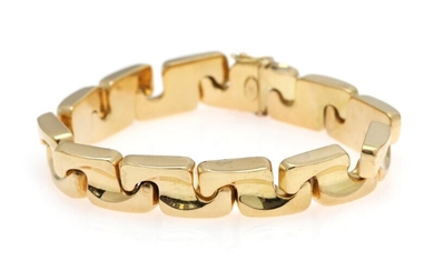 SOLD. A bracelet of 18k gold. Weight app. 35 g. L. app. 19 cm. W. app. 1.1 cm. – Bruun Rasmussen Auctioneers of Fine Art