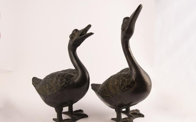 A pair of vintage Asian heavy bronze geese Height: 14