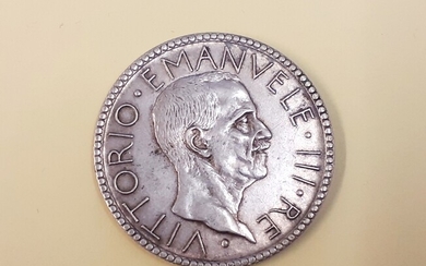 An Italy Vittorio Emanuele III 20 lire coin, c. 1927.