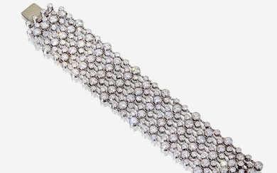An eighteen karat white gold and diamond bracelet