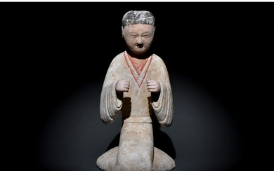 CHINESE HAN DYNASTY TERRACOTTA COURT LADY