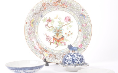 COLLECTION OF 19TH CENTURY PORCELAIN CHINESE ITEMS