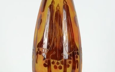 Cameo Art Glass Bellflower Vase Le Verre Francais