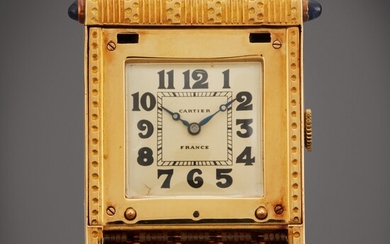 Cartier A yellow gold purse watch, Circa 1935 | 卡地亞 黃金方形懷錶，製作年份約 1935