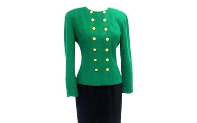 Chanel Boucle Wool Green Jacket and Black Skirt, S. 46.
