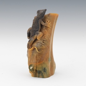 Chinese Carved Hardstone Lizard on Tree Stump, in Presentation Box