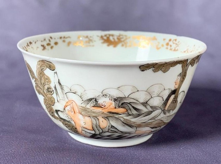 Chinese Export Wine Cup in Grisaille
