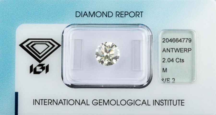 Diamant taille rond brillant de 2,04 ct....