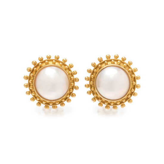 ELIZABETH LOCKE, YELLOW GOLD AND CULTURED MABE PEARL EARCLIPS
