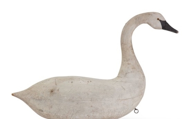 FINE WHITE-PAINTED SWAN DECOY, MARYLAND, LATE 19TH TO EARLY 20TH CENTURY