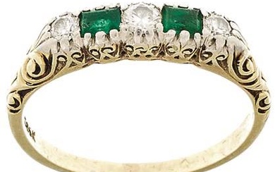 Farbstein Brillant Ring, 585 Gelbgold, 3,4g, zwei Smaragde in Baguette-Schliff...