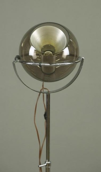 Frank Ligtelijn Globe 2000 lamp.