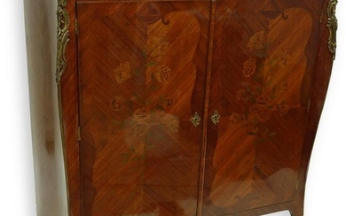 French Louis XV Style Mueble d'appui