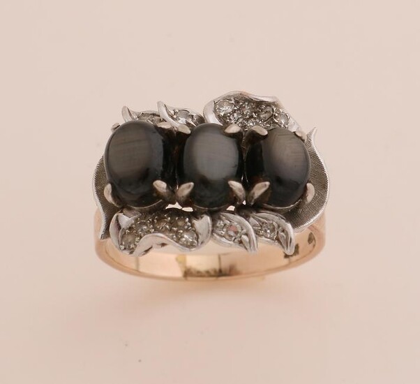 Gold ring with obsidian and diamond