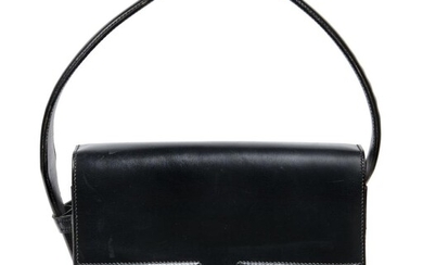 HERMÈS Sac PRINCESSE Box noir Garniture métal plaqué or Dimensions : 20 x 14 x 7 cm Miroir PRINCESSE bag Black b...