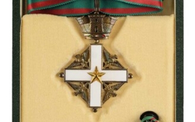 Italy, Republic. Order of Merit of the Italian Republic, Grand Officer’s set of insignia