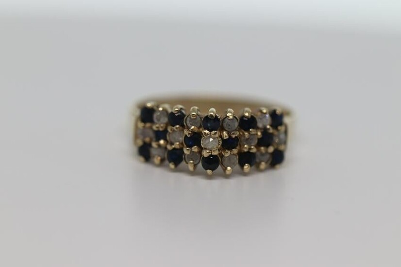 Ladies Diamond & Sapphire Ring