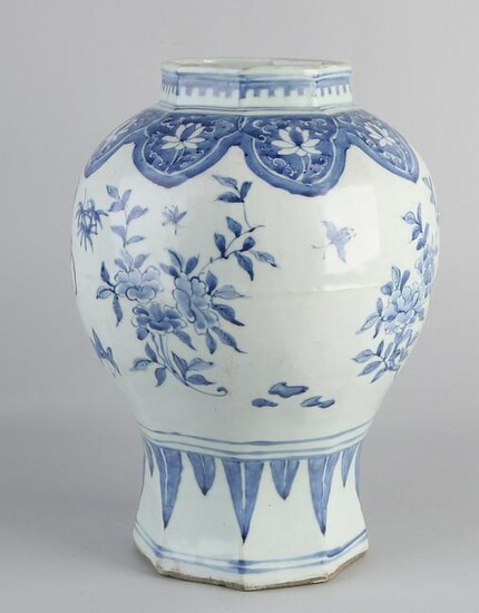 Large Chinese porcelain vase with floral / insect