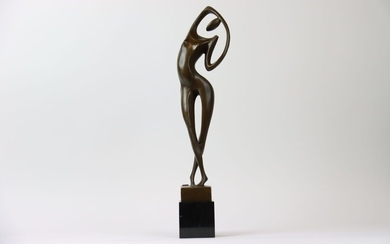 MILO (1893-1970), Femme nue stylisée formant un arc avec ses bras, sculpture en bronze sur...