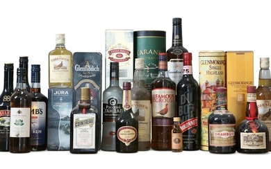 MIXED LOT OF SPIRITS, SHERRY, LIQUEURS AND WHISKY