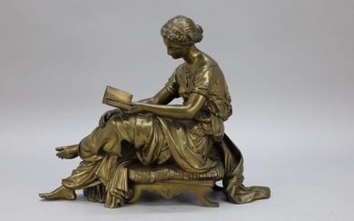 MOREAU signé. Sculpture en bronze "Dame avec un livre assise sur une banquette" - Hauteur...