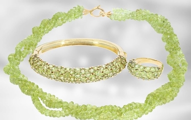 Necklace/necklace/bangle/ring: very decorative vintage peridot jewellery set, 18K...