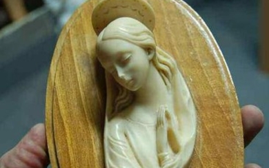 Nice Older Oval Plaque of Mary + "The Blessed Mother" +
