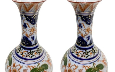 Pair of porcelain chinese vases with orange flower
