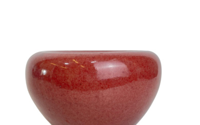 红釉罐 RED GLAZED JAR