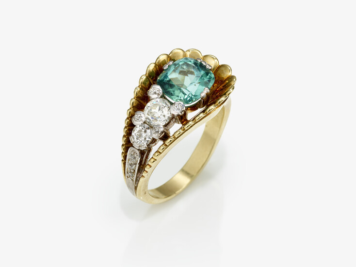 Ring mit blaugrünem Turmalin und Diamanten