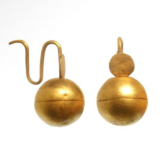 Roman Gold Earrings, c. 2nd-4th Century A.D.