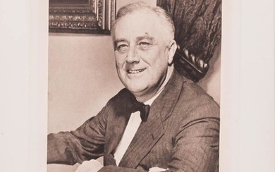 Roosevelt, Franklin Delano (1882-1945) Signed Photogravure.